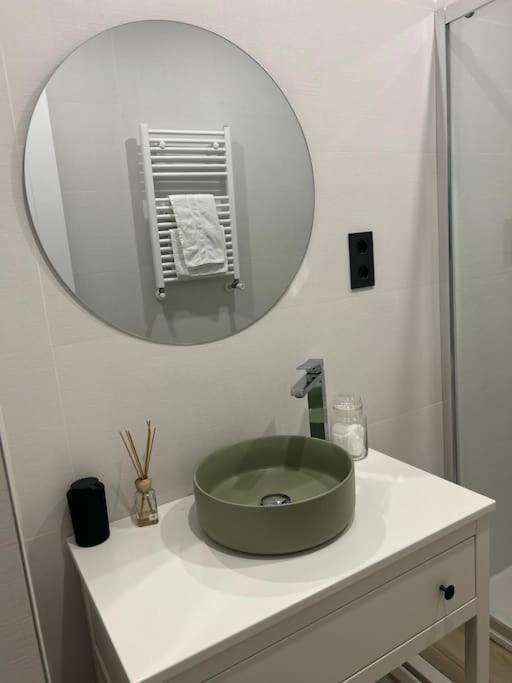 Apartamento Piso Deluxe Con Balcon Cerca Del Casco Viejo Bilbao Exterior foto